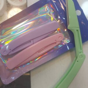 تیغ تاشو سه تایی شیار دار آرایشی برای اصلاح صورت